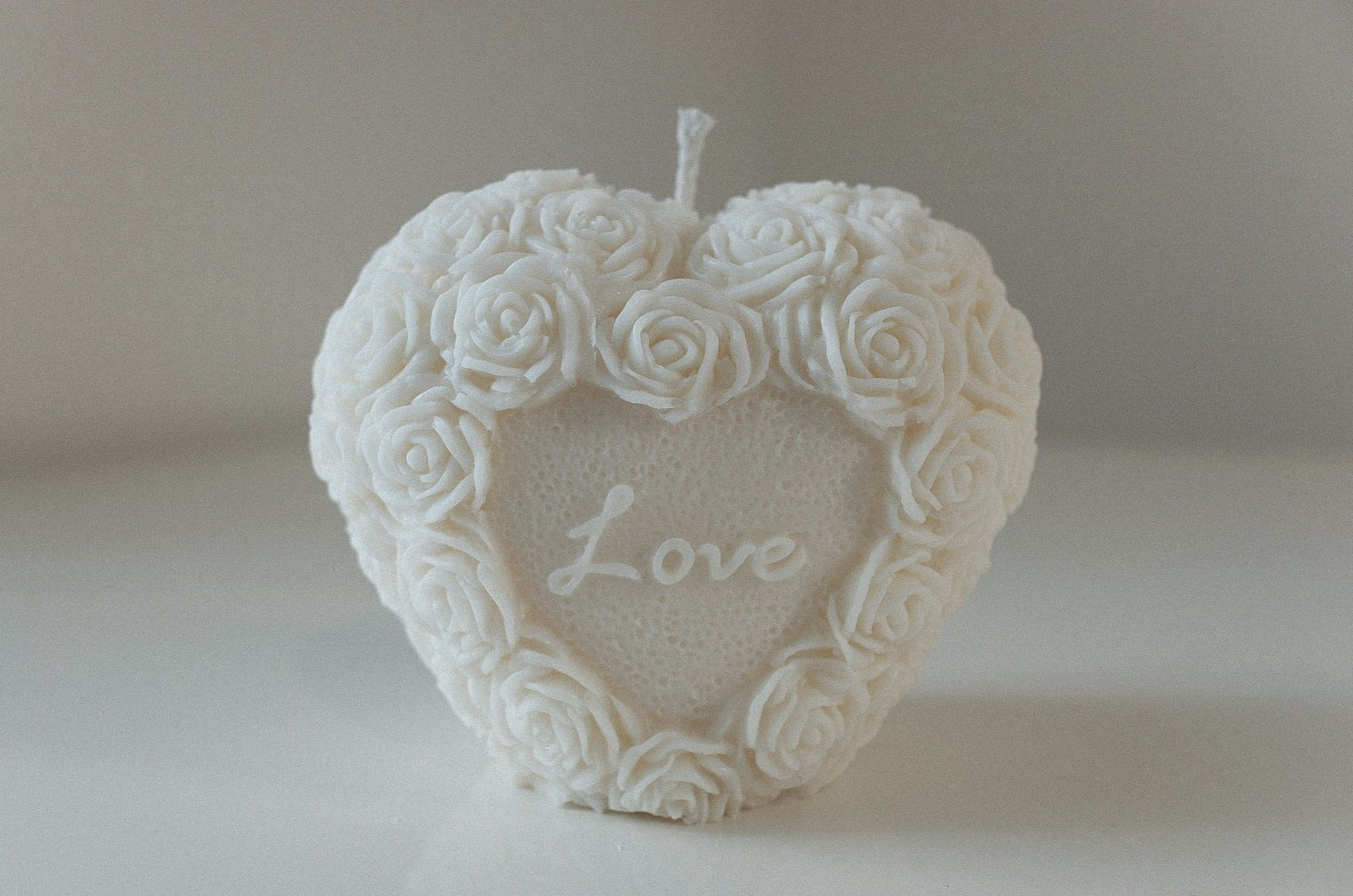 Roses Heart Candle – AMAA Home